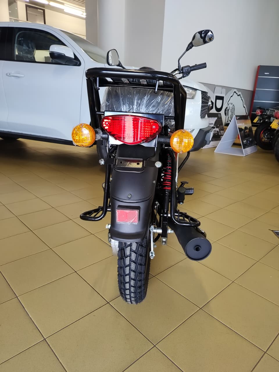 UM Duty Max XL 150cc "Ndume" view 6